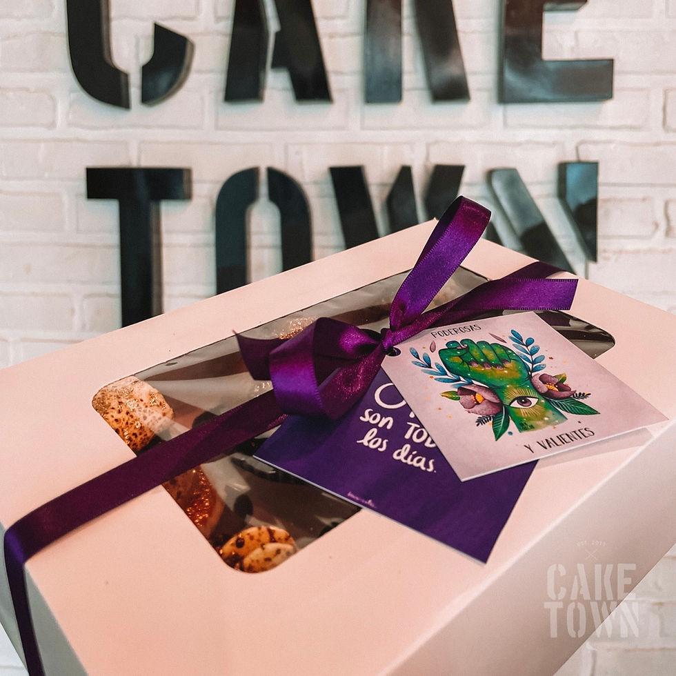 Miniatura: Caja de 6 Cupcakes ¡Poderosas y Valientes!