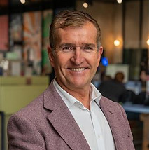 John_Pearce_Profile_Pic_A7R5126 (Small).jpg