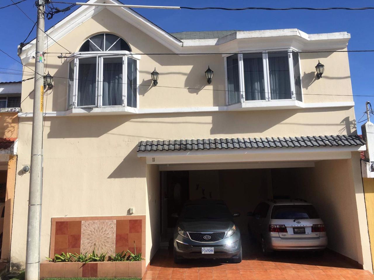 HERMOSA EN VENTA CASA EN ANA CAPRI, CARRETERA A EL SALVADOR