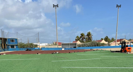 Minister Dangui Oduber: PROYECTO DI ARTIFICIAL TURF NA VELD DI KUDAWECHA TA KEDANDO CLA