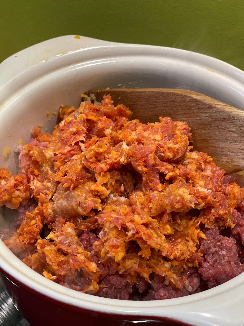 Haché de porc, de boeuf et saucisses