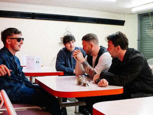 THE SNUTS REGRESA CON "PTS": UN POTENTE REMEDIO CONTRA LA MELANCOLÍA Y ANTICIPO DE SU PRÓXIMO ÁLBUM