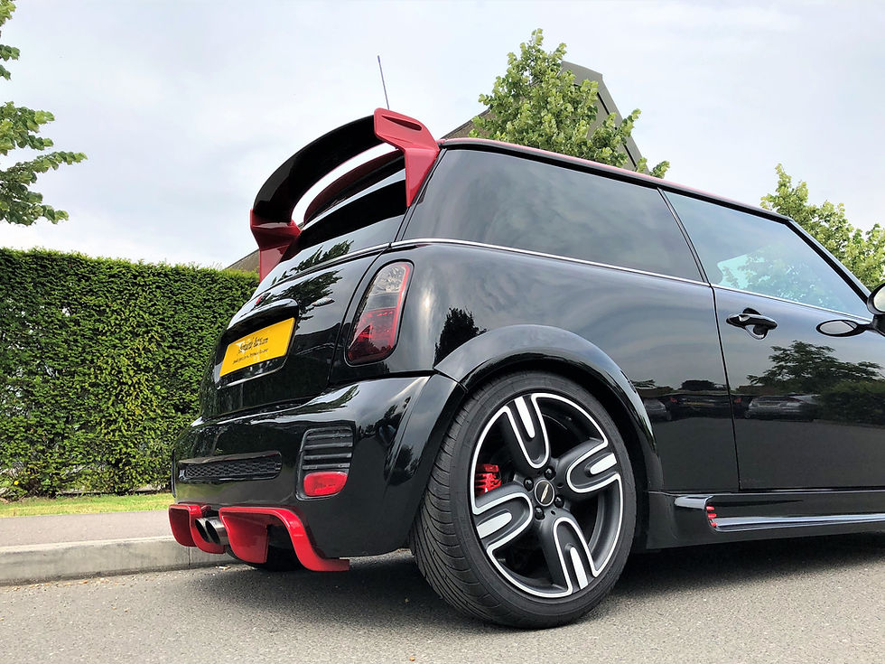 Thumbnail: GEN 1 MINI Cooper R50 R53 GP1 Roof Spoiler