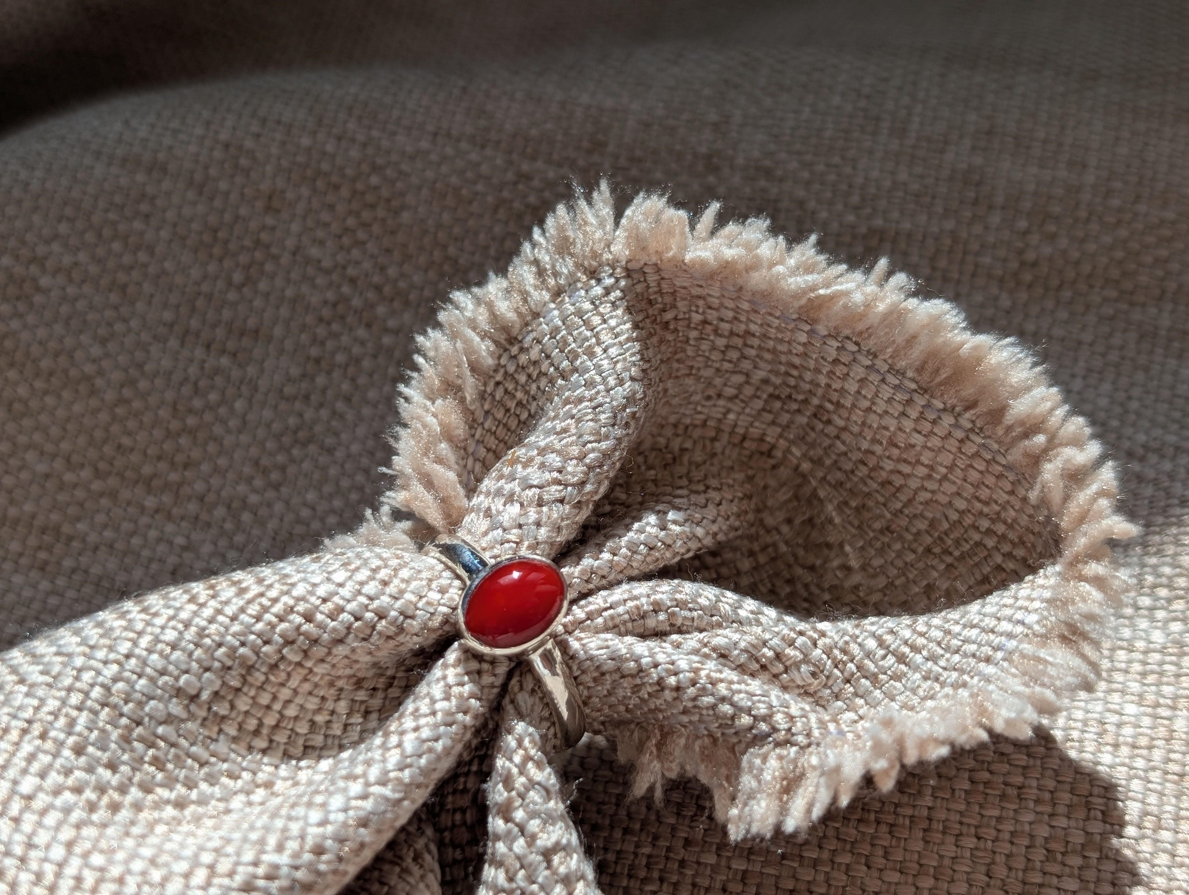 Edelsteinring - Koralle