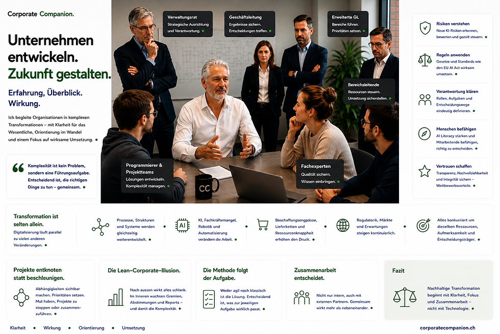 Mann spricht mit einer Gruppe von Menschen