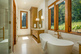 Custom Built bathroom interior Design Located in Eugene Oregon