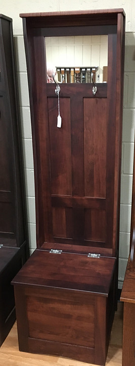 hall seat 2.jpg