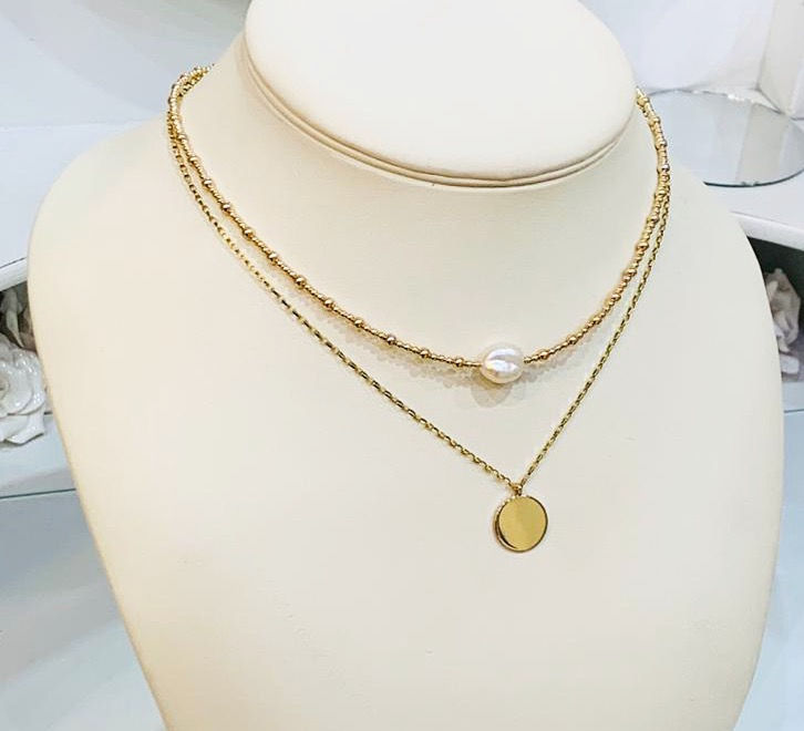 Thumbnail: Solid Gold Small/ Medium Disc Necklace 9ct 9k