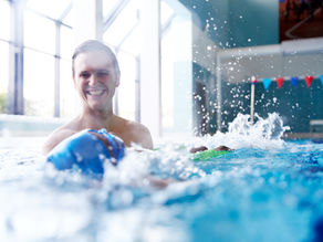 Why Water Based Therapy Is Commonly Used for Joint Pain and Stiffness