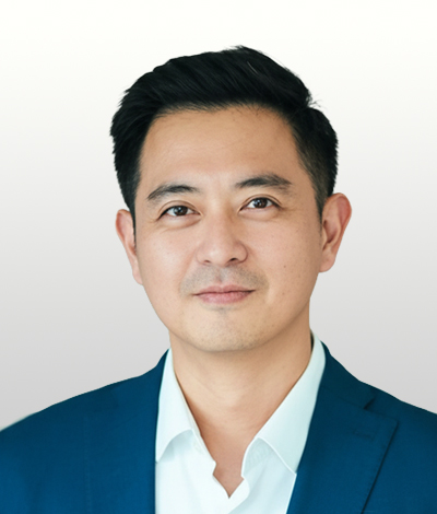doctor profile dr kevin yik.jpg