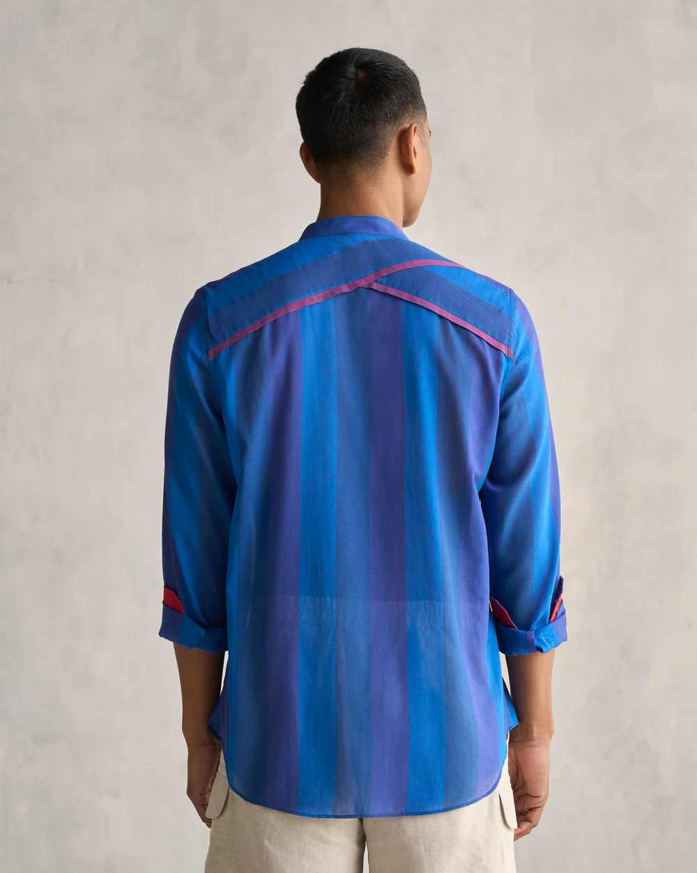nicobar blur shirt back