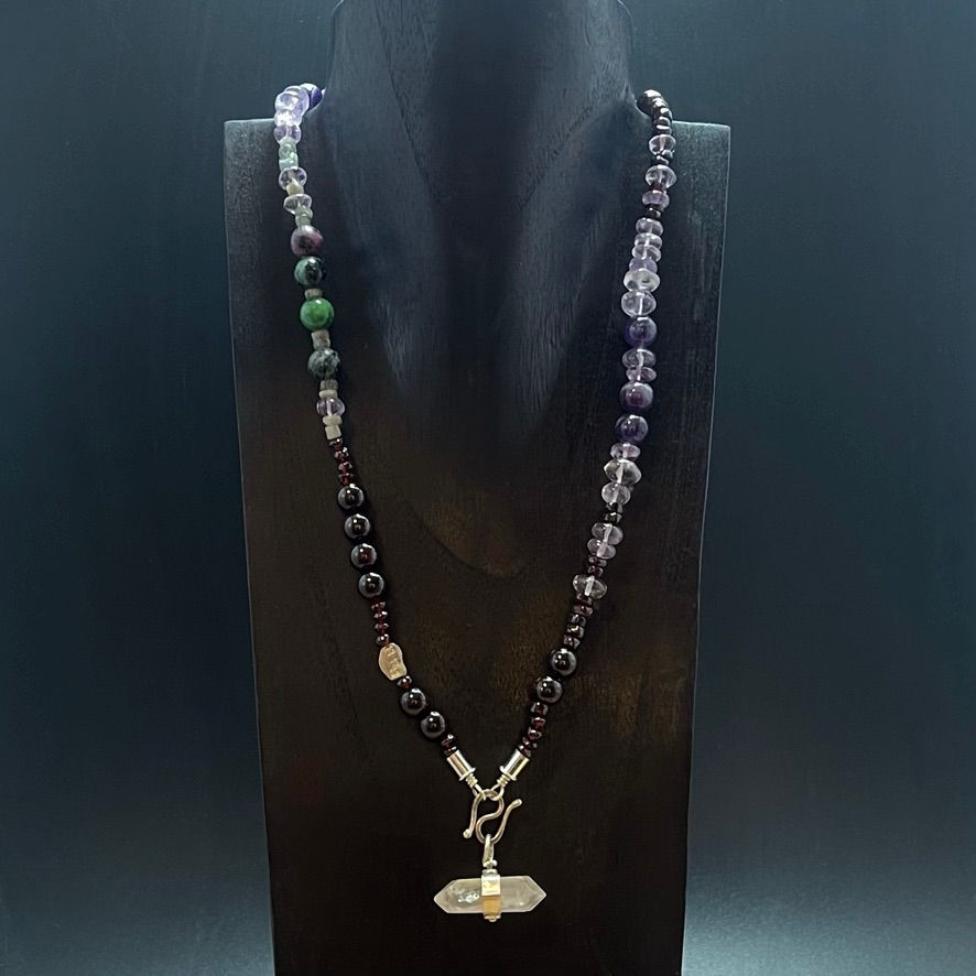 Miniature : AMELIORATE garnet amethyst and ruby zoisite gemstone necklace