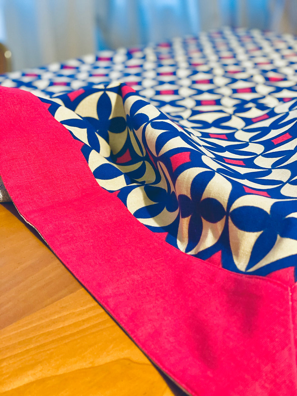 Thumbnail: Table cloth