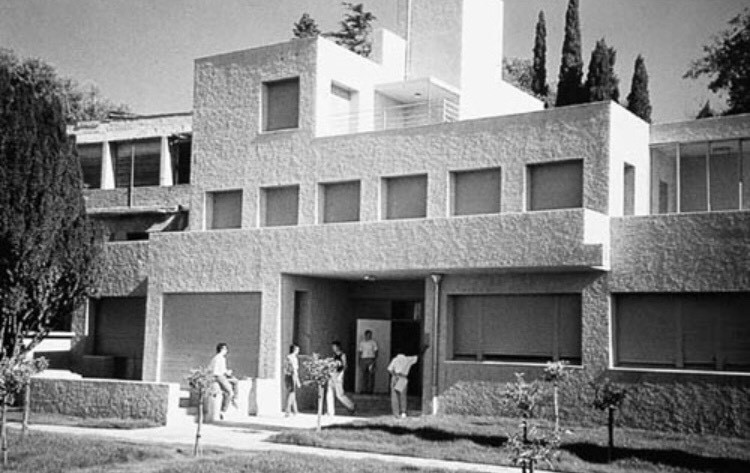 Villa Noailles Black & White Hyères France french riviera south of france fashion art