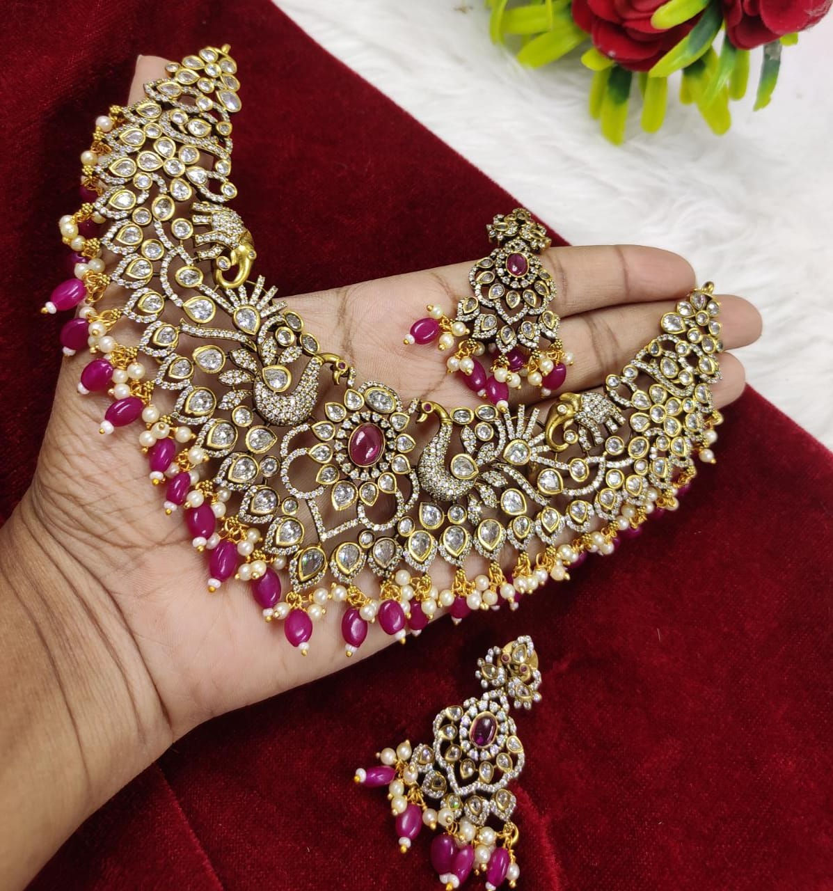 Victoria Necklace set