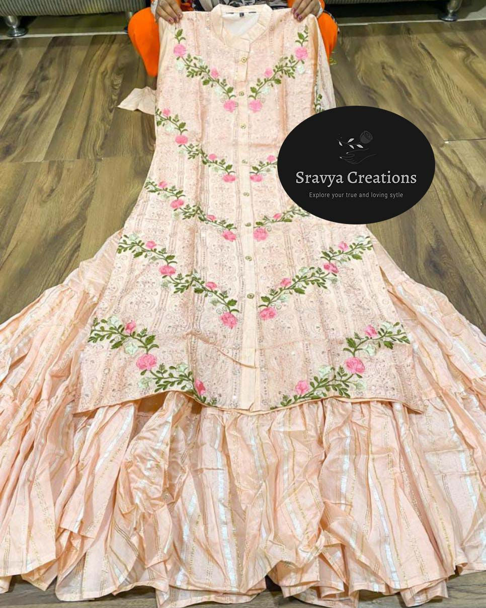 Thumbnail: Premium chanderi silk tire pattern gown