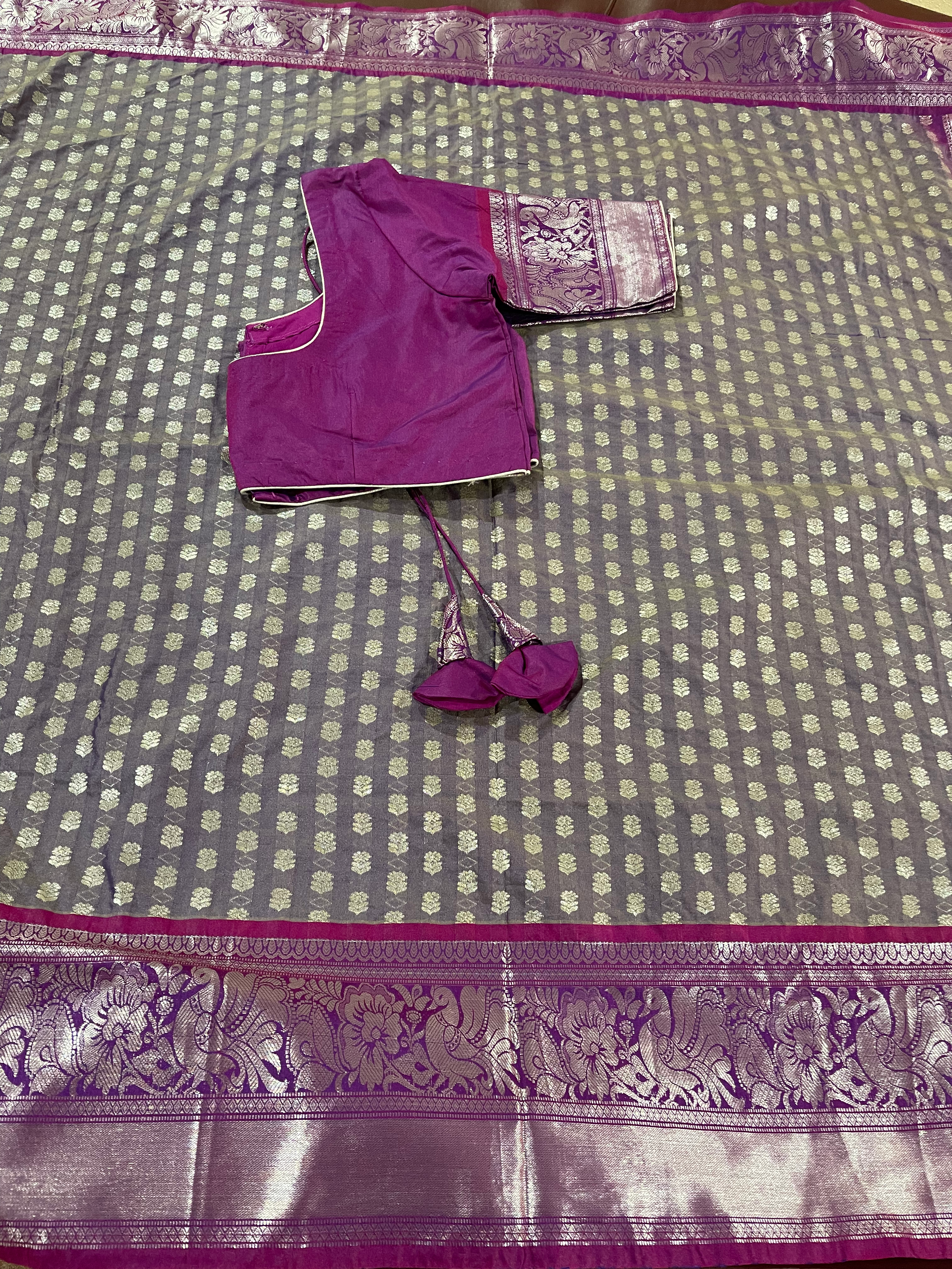 Semi Venkatagiri  Saree