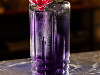 She Mixes: Mes de la mujer en Renaissence Santigo Hotel