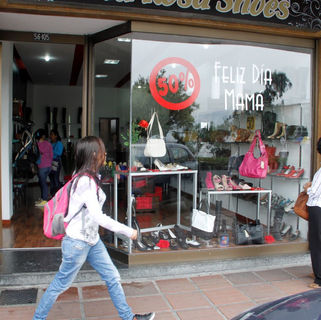 Liquidaciones y remates en Patronato para celebrar a las mamás