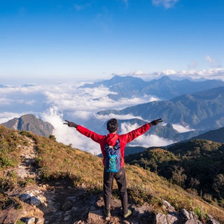 Altas temperaturas: Cuatro consejos para hacer senderismo seguro