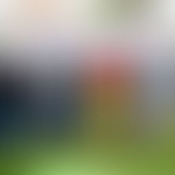 Exfutbolista español Carles Puyol participa de clínica deportiva con estudiantes de La Pintana