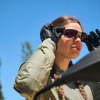 Estos son los innovadores BMW Motorrad ConnectedRide Smartglasses para andar en moto