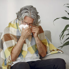 Siete consejos para evitar las enfermedades respiratorias en el adulto mayor