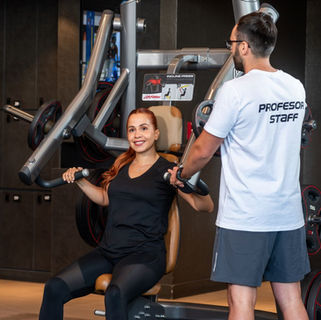 Cadena de gimnasios relanza promoción: si entrenas, no pagas