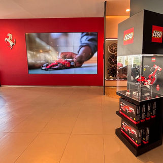 F2004 de Michael Schumacher:LEGO® y Ferrari Santiago se unen para presentar una leyenda de la Fórmula 1