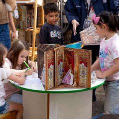 Seis Razones por las que el arte y la música contribuyen al bienestar emocional de niños y jóvenes.