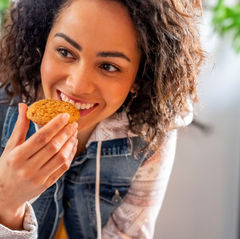 Habitos saludables: Descubre el poder del consumo consciente de snacks para cumplir tus objetivos 