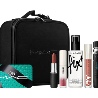 GIFT MAC: Maleta MAC 2025, el set completo para un look de rostro impecable