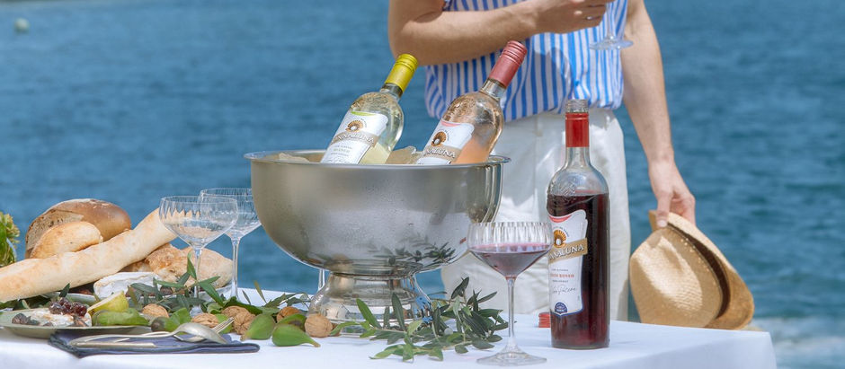 Salud con el cóctel de vino Donnaluna