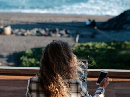 Nómade digital: Trabaja en Chile y vive en Europa