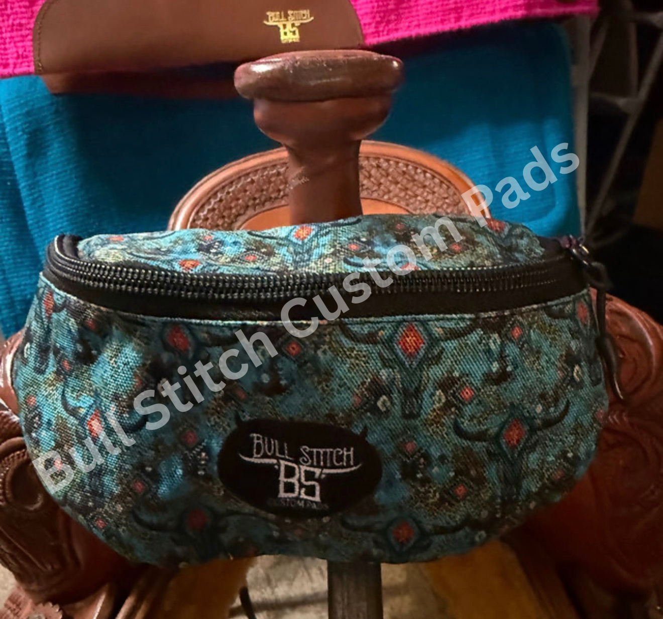 Bull Stitch Custom Saddle Sack