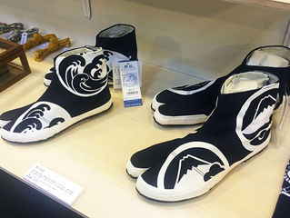 maromon - a Japanese traditional design fashion brand