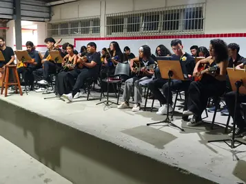 Concerto em Homenagem ao Dia dos Pais: Grupo de Violões da SFNSC e Carrilho!