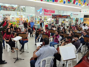 Apresentação da Orquestra Sinfônica no São João do Shopping Peixoto !