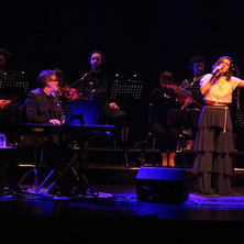 Uma Mulher não Chora em concerto