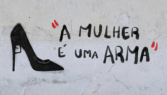 A MELHER É UMA ARMA_Insta_edited_edited.jpg