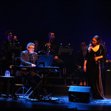 Uma Mulher não Chora em concerto
