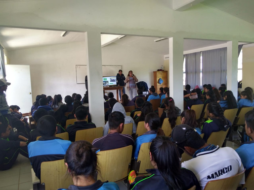 Visita al Bachillerato "El Libertador" de la comunidad El Mirador
