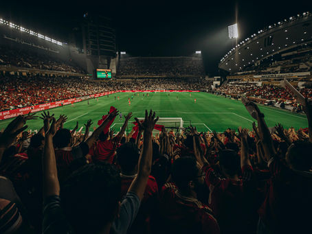 From the Field to the Stands: Elevate Fan Experience with Mobile Photo Booths!