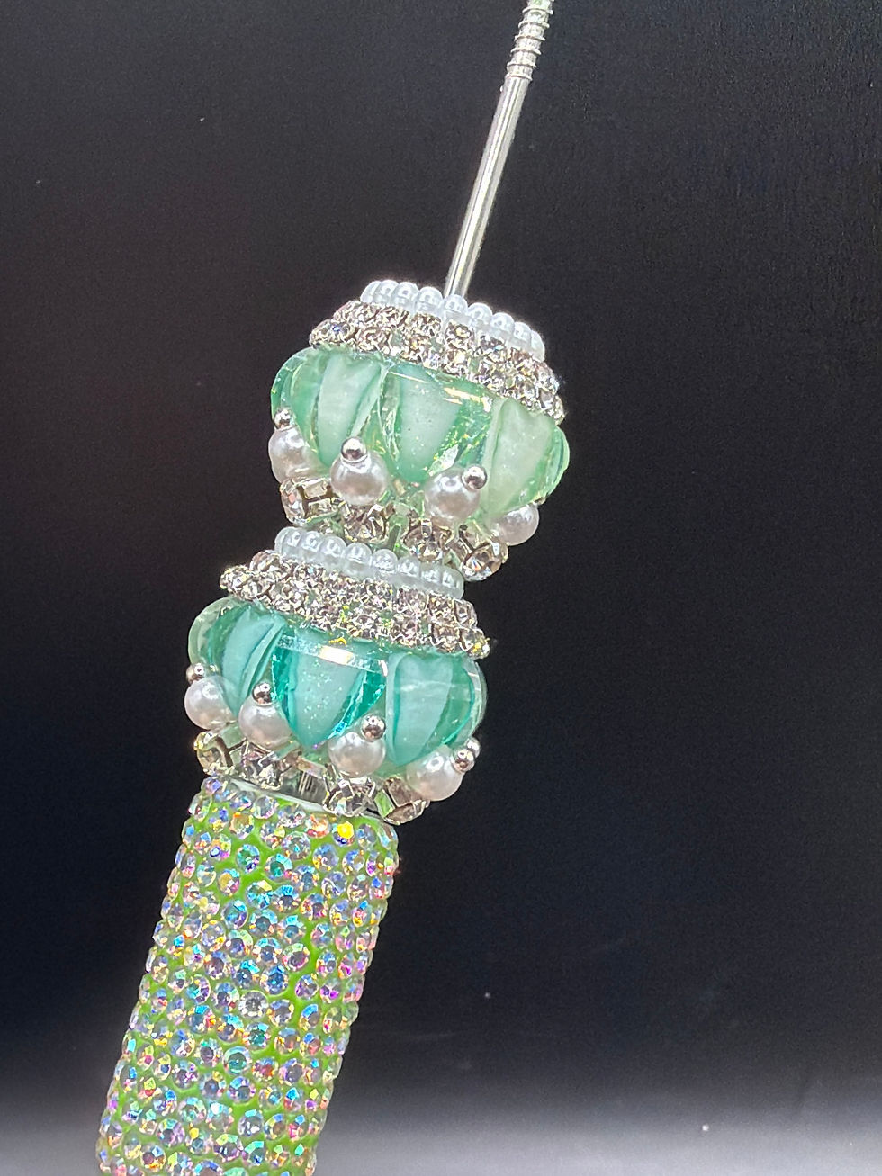 Thumbnail: Pearl and Heart Deluxe beads 