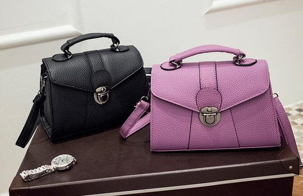 Thumbnail: Lichee Pattern Hasp Shoulder Bag