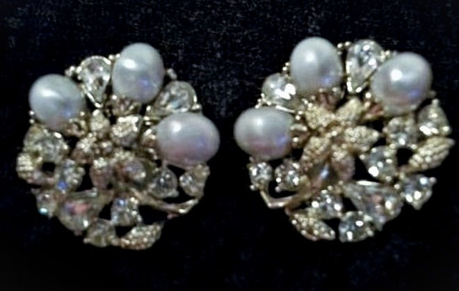 Thumbnail: Vintage 1960 Gold Metal Clip-On Rhinestone and Faux Pearls Round Floral Cluster Costume Jewelry