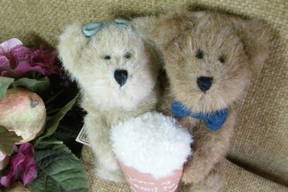 Miniatura: Boyds Bear Couple BearLove TJs Collection 903022 6" Jointed Bears Sharing a Soda
