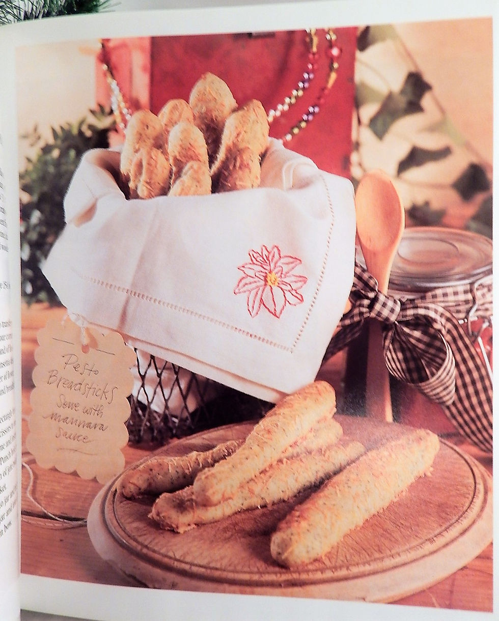 Thumbnail: Book Christmas Gifts of Good Taste 2002 Hardcover  Food Entertaining Decorating Gifts Baking Crafts Inspiration Collectible K
