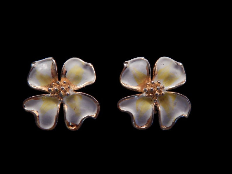 Thumbnail: clip on earrings, floral flowers, enamel jewelry, mid century enamel, mod pop flower, white yellow, summer jewelry,