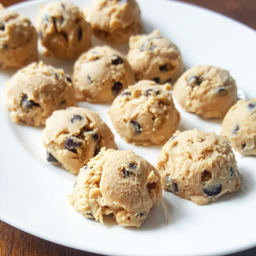 Peanut Butter Chocolate Chip Cookie Dough Fat Bombs Low Carb Keto
